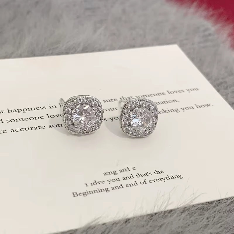 Zircon round Pearl Earrings for Women Personality Irregular Stud Earring Temperament High Sense Simple Jewelry Wedding Girl