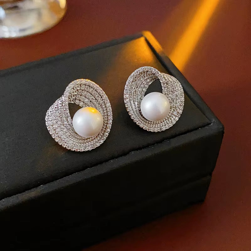 Zircon round Pearl Earrings for Women Personality Irregular Stud Earring Temperament High Sense Simple Jewelry Wedding Girl