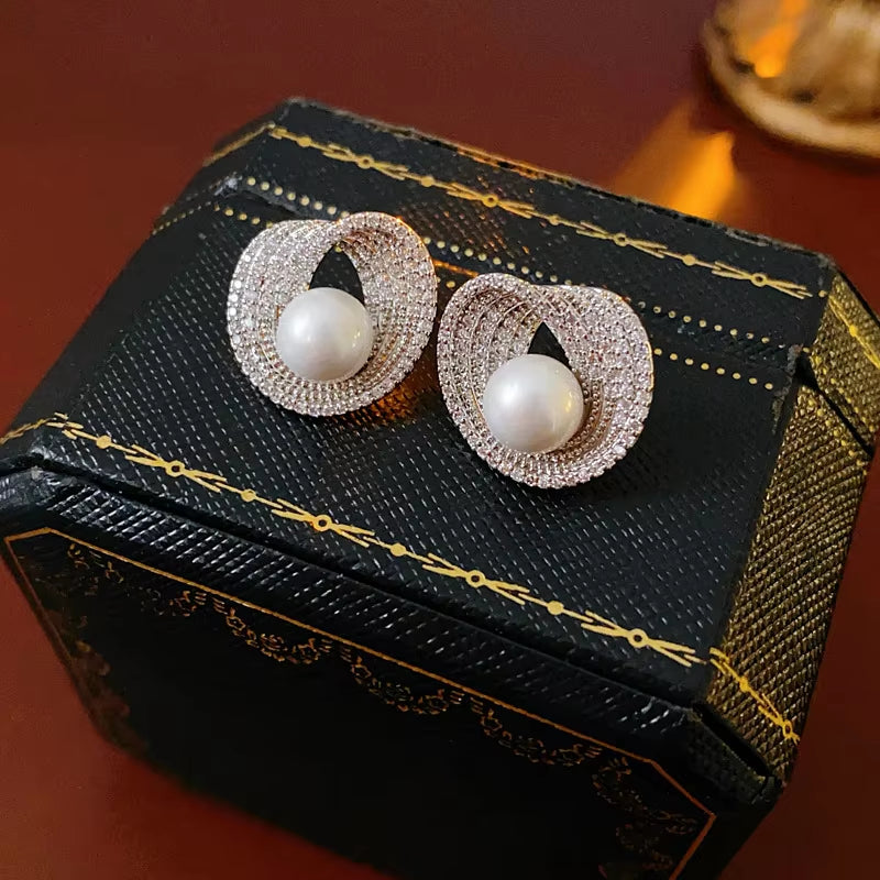 Zircon round Pearl Earrings for Women Personality Irregular Stud Earring Temperament High Sense Simple Jewelry Wedding Girl