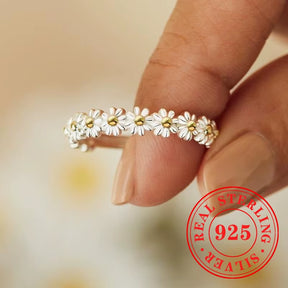 925 Sterling Silver Opening Women’S Rings New Small Daisy Designed Finger Accessories Fresh Exquisite Daily Wear Jewelry