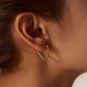 2Pcs Fashion Gold Color Stainless Steel Heart Earrings Studs for Women Girl, Simple Punk Hoop Earrings Piercing Jewelry Gift