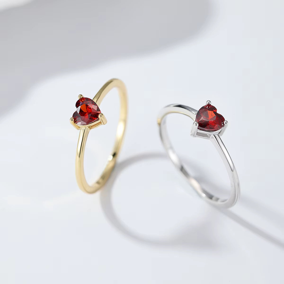 A Light Luxury, Gorgeous, Shiny, High-End Temperament, Classic Love Zircon 925 Sterling Silver Japanese and Korean French Exquis