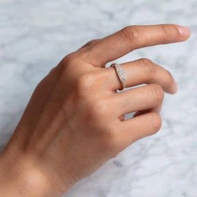 Simple Elegant Women Rings Full Bling Iced Out CZ Stone Luxury Gold Color Female Rings Wedding Party Statement Jewelry