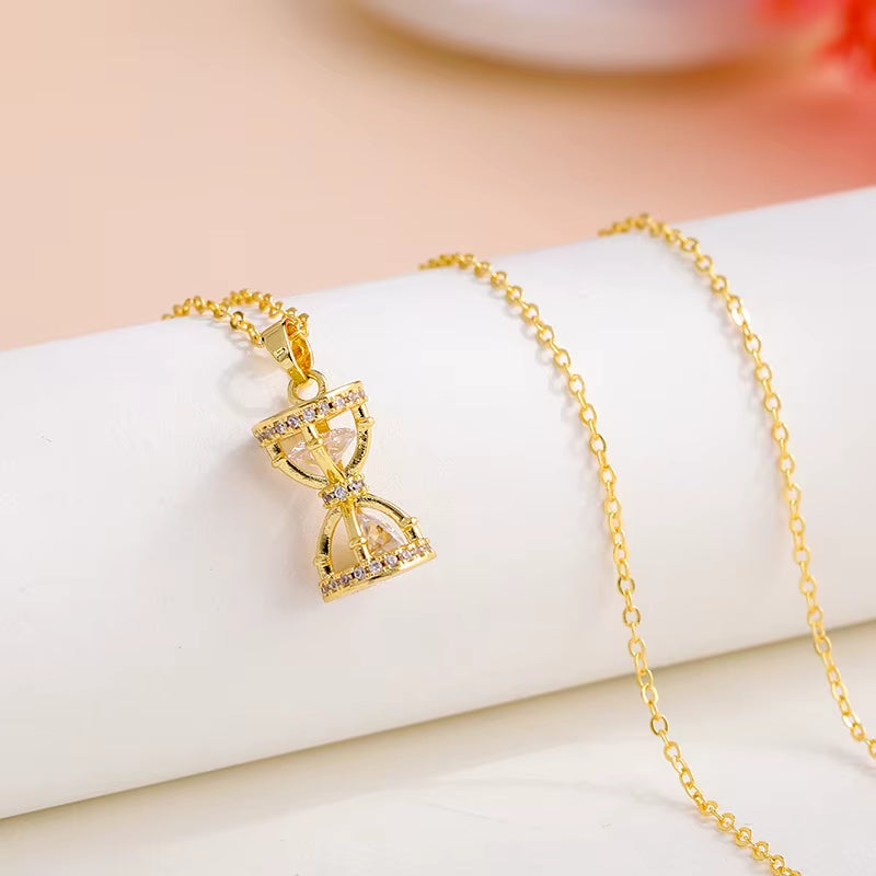 Original Design Crystal Hourglass Pendant Necklace for Women Korea Fashion Gold Color Stainless Steel Zircon Choker Jewelry Gift